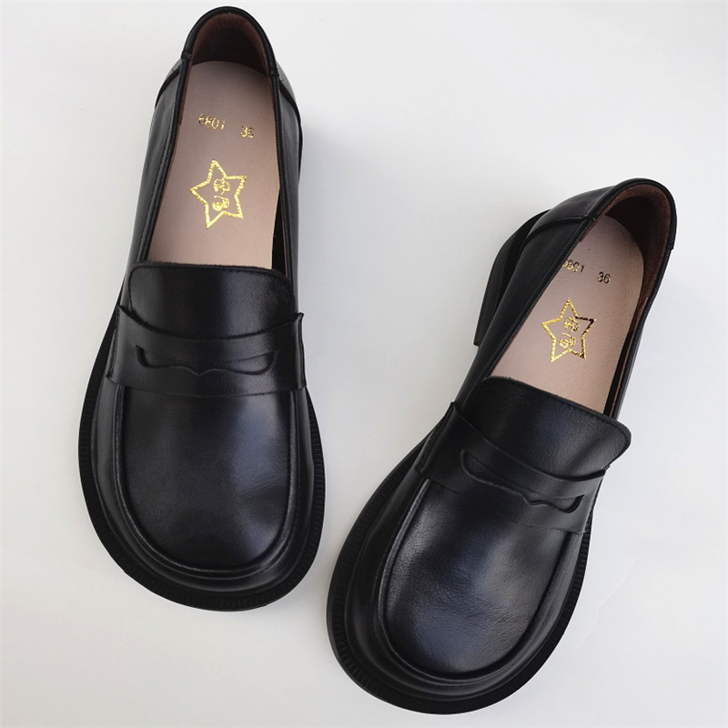 Careaymade-Women's Casual Shoe - Leather Working のレビューと価格