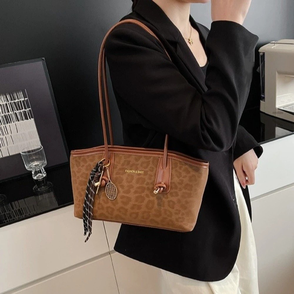 Unique Retro Leopard Print Und - Unique Leather Work のレビューと価格