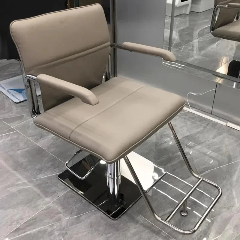 Modern Simplicity Barber Chair - Unique Leather Work のレビューと価格